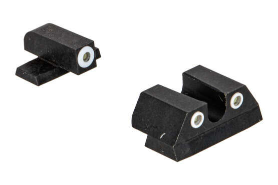 Night Fision Perfect Dot night sight set with U-notch, white front and white rear ring for the SIG Sauer P-series.
